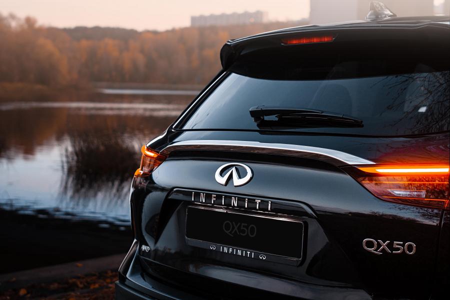  Infiniti QX50 2.0t 2018 года  (CIS) (фото 21 из 40)